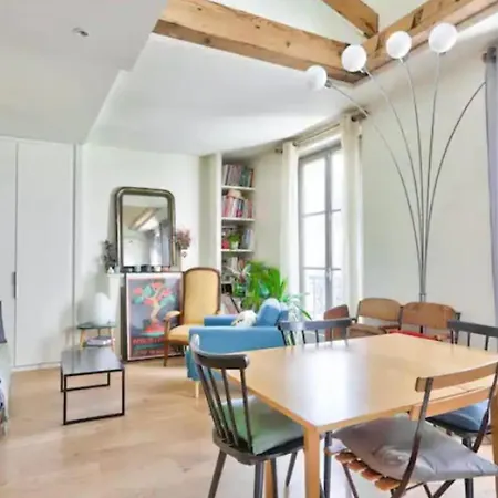 Appartamento Duplex Near Belleville